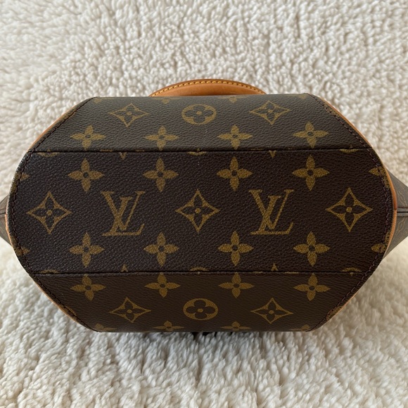 Louis Vuitton Ellipse PM Monogram - Picture 11 of 15